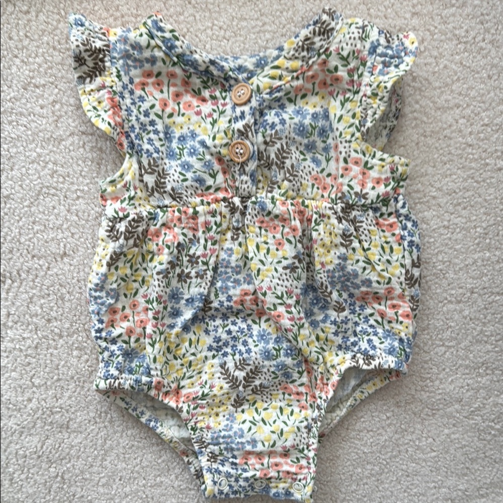 Charlotte & Star Floral Baby Romper - baby girls size 3-6M
